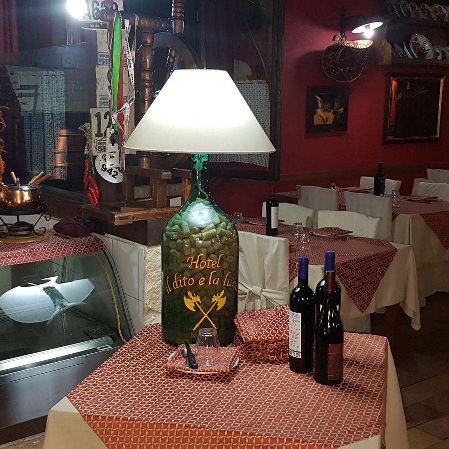 Hotel Il Dito E La Luna Ripa Teatina Bagian luar foto
